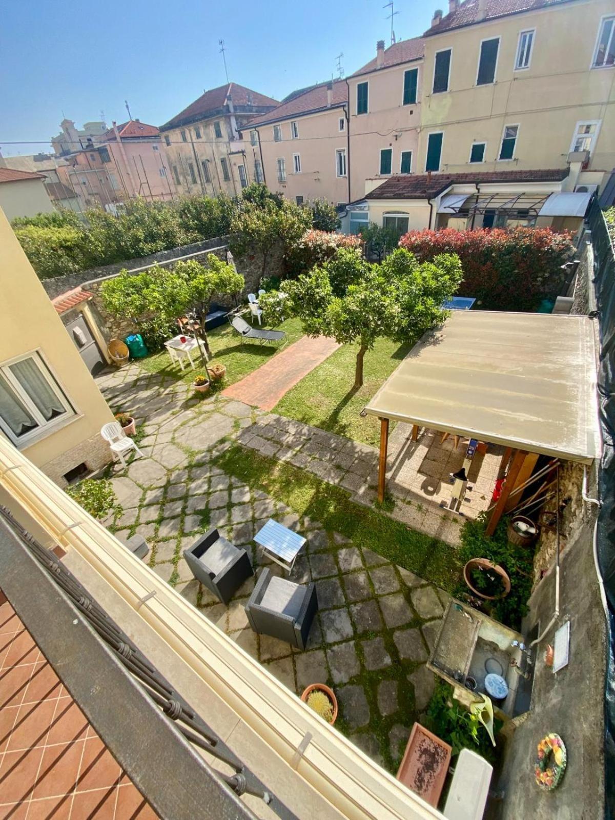 Villa Marcellina Лоано Экстерьер фото